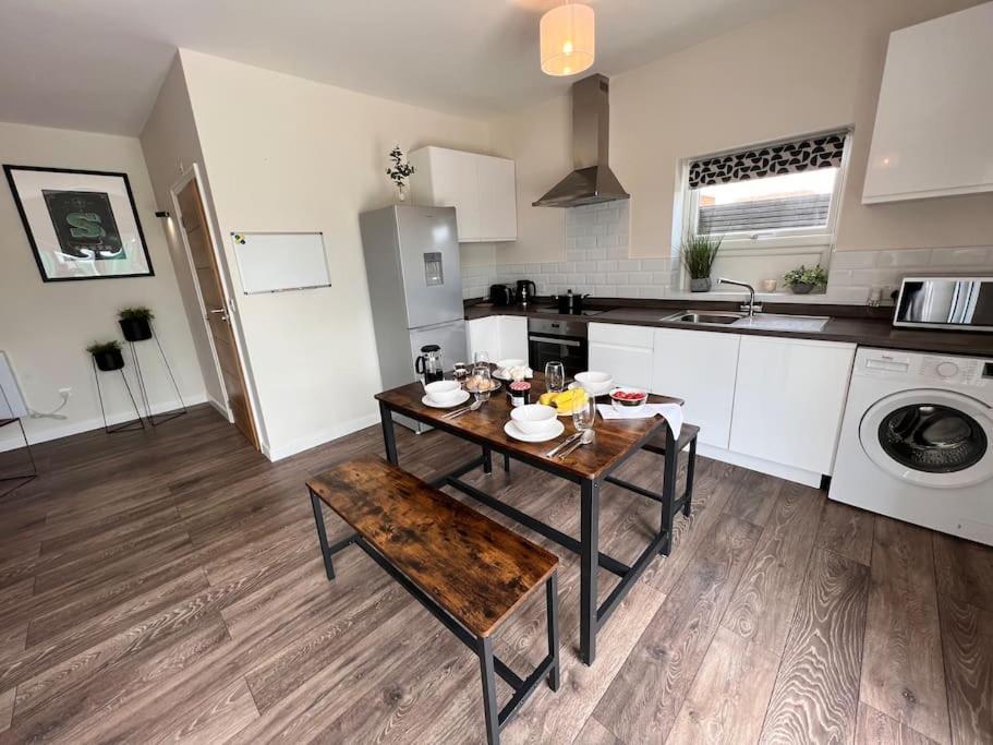 *Brand New* Luxury Country Lodge Burnham-on-Crouch Екстериор снимка